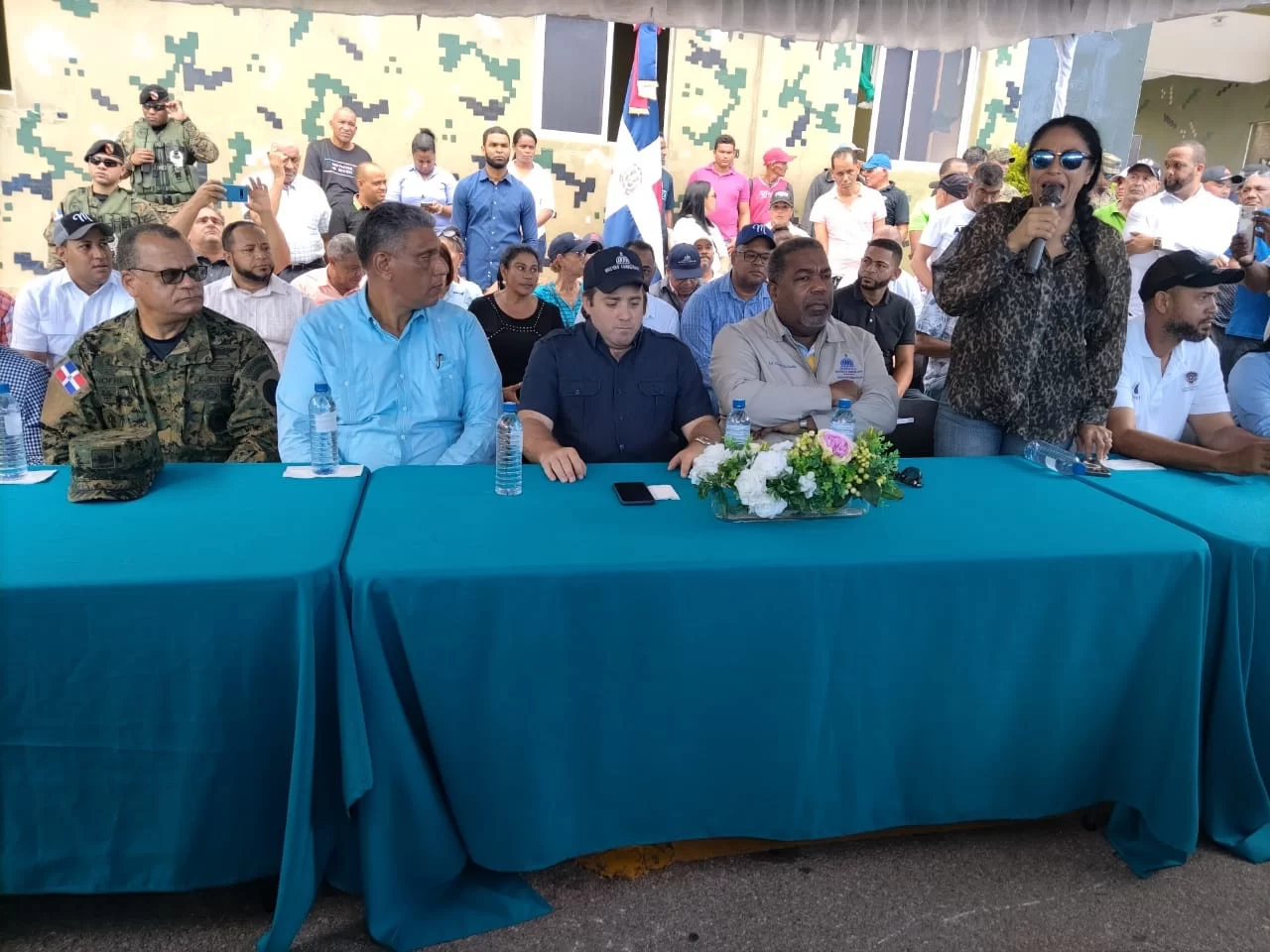 Gobierno va en auxilio de afectados por huracán Fiona en Nagua