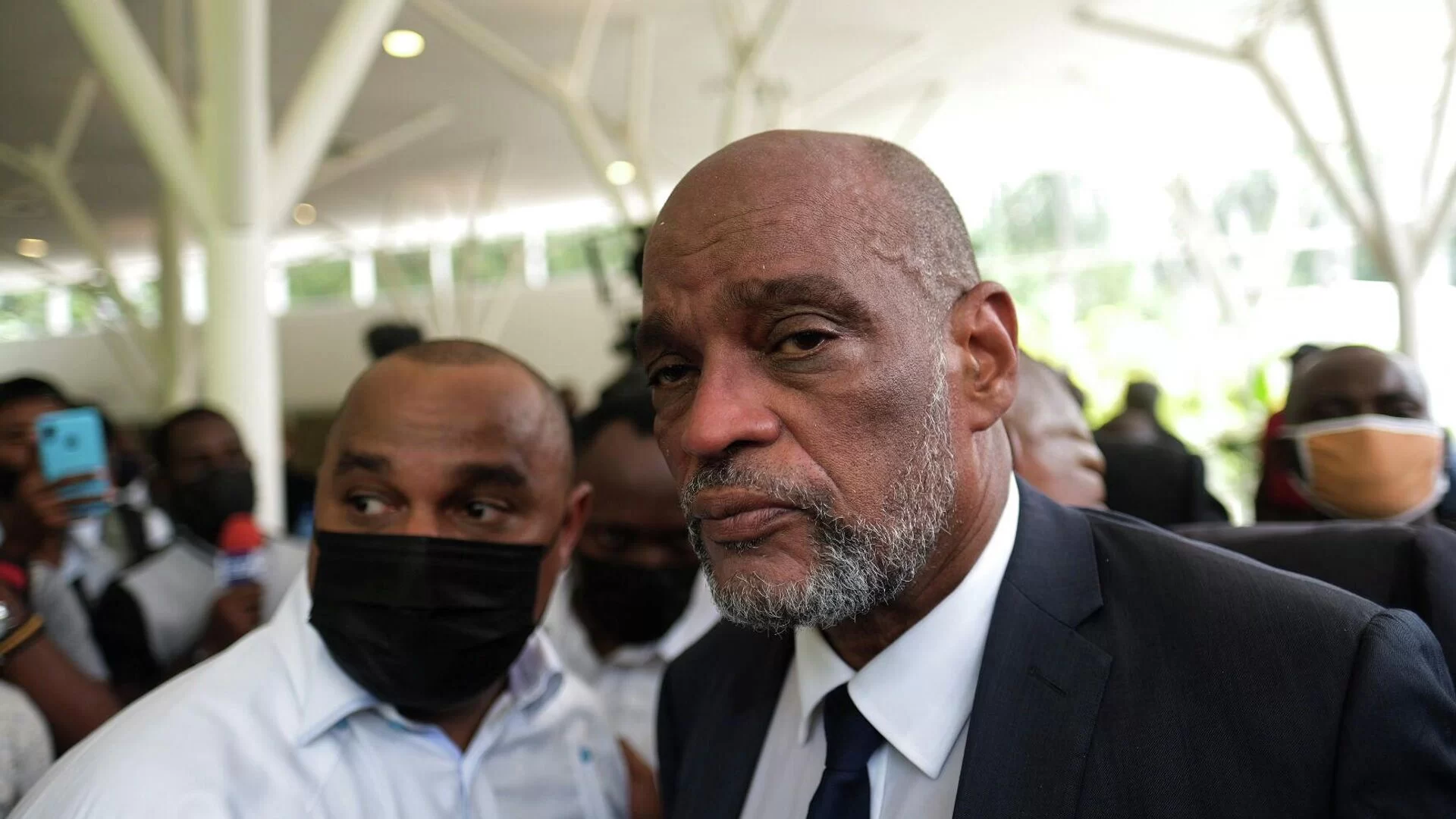 Gobierno haitiano niega renuncia del primer ministro Ariel Henry
