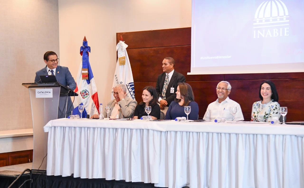 Salud Pública e INABIE detallan acciones para contrarrestar prevalencia del 31.1% de sobrepeso y obesidad en los estudiantes
