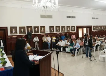 Inician en Santiago Programa de Capacitación Líderes Mediadores de Conflictos