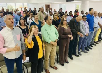 Instalan en Santiago Frente Magisterial Municipal del PRM