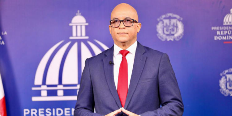 En las 14 provincias del Cibao la mayoría de los comercios abrieron sus puertas y todo está en calma