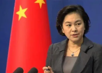 China dice es principal motor de economía global, no una amenaza