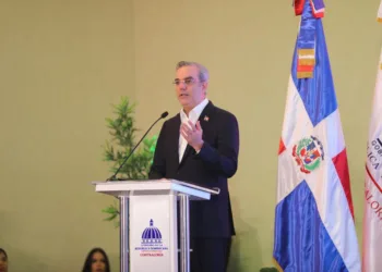 Presidente Abinader advierte en su gestión de Gobierno no se flexibilizarán medidas de transparencia, control y auditorías en tiempos de elecciones