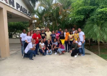 Jóvenes de El Factor participaron de  encuentro con los Misioneros de Amor