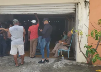Atracan a los señores Rafael Cabrera y Doña Gloria de Casa Cabrera en Río San Juan.