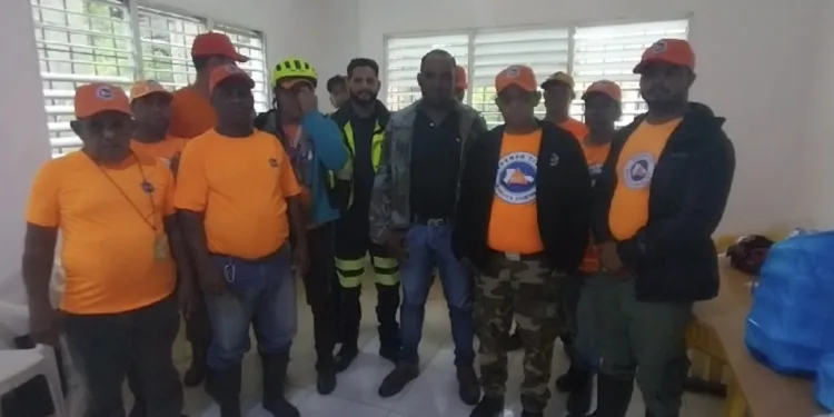 Organismos de socorro de El Factor activados; realizan trabajos preventivos
