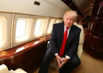 Donald Trump va rumbo a Atlanta; se pondrá en manos de la justicia