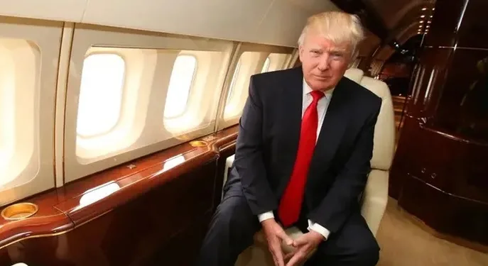 Donald Trump va rumbo a Atlanta; se pondrá en manos de la justicia