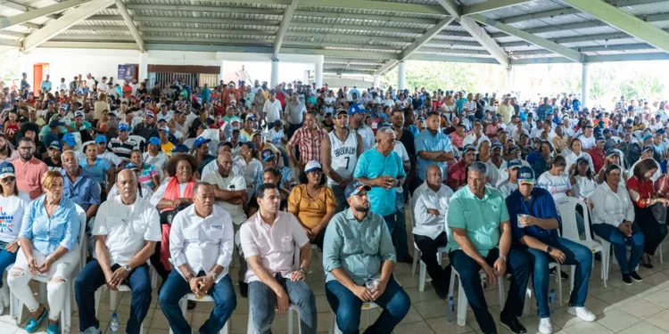 Junior Peralta recibe nuevos apoyos; busca ser reelecto alcalde de Nagua