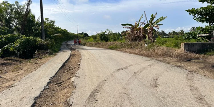 Gobierno construye sistema de agua potable en las Cejas de Matancitas