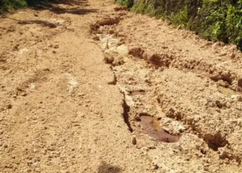 Una mina afecta Comunidad El Brocal en Cabrera