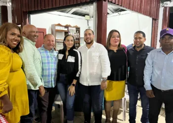 PLD y Fuerza del Pueblo formalizan pacto en Cabrera; Gabino Fernández será candidato a la Alcaldía