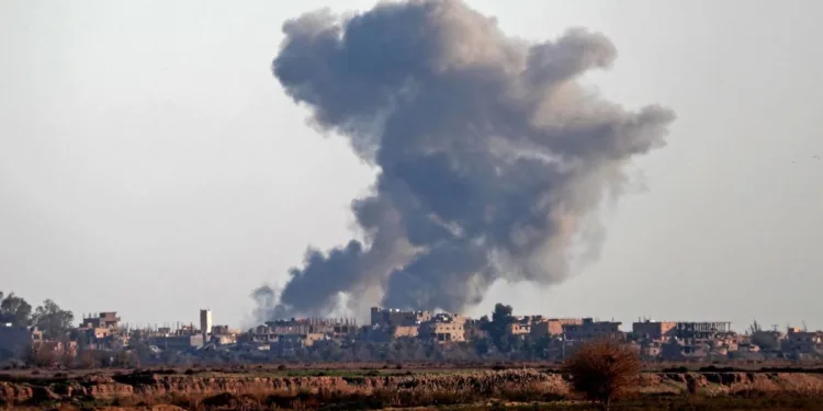 EEUU bombardea instalaciones grupos respaldados por Irán en Siria