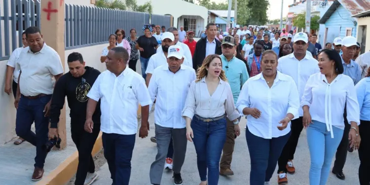Gloria Reyes recorre provincias del sur y afirma el triunfo del PRM está sellado en la región