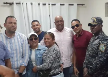 MOPC anuncia licitación para atender demandas de Arroyo al Medio en Nagua