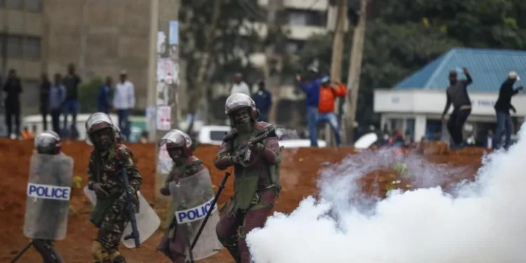Kenia suspendió el envío de su misión policial a Haití, según la cancillería