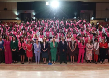 Mujeres SUPEREmprendedoras” de Supérate ya ha graduado a 964 mujeres; el proyecto integró a 1,500