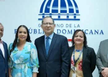 Interior y Policía fomenta convivencia familiar con jornadas de orientación