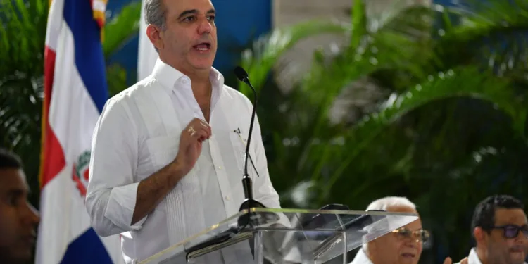 Luis Abinader no podrá inaugurar obras desde 19 de marzo próximo