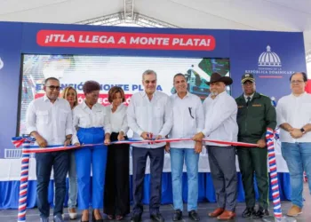 Abinader acelera inauguraciones próximo a fecha límite