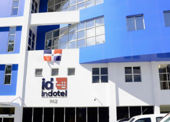 Indotel aprueba cargos de interconexión entre telecomunicadoras y promete mayores beneficios para usuarios