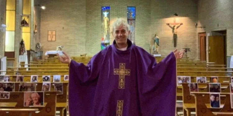 Muere sacerdote tras una vela incendiar su ropa