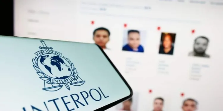 Interpol apresa cuatro dominicanos que se fueron en yola a Puerto Rico para evadir justicia en RD