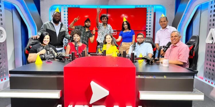 “Despertador Digital” de Urban 101.7fm celebra primer aniversario
