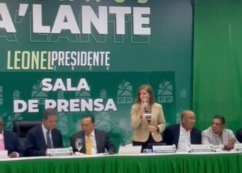 Dirección Política de la FP «no autoriza» a Leonel reunirse con Abinader