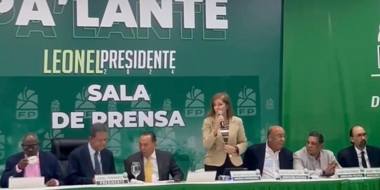 Dirección Política de la FP «no autoriza» a Leonel reunirse con Abinader