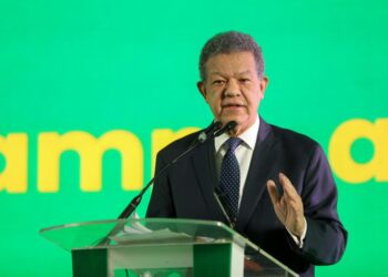 Leonel acusa a Abinader de manipular cifras de crecimiento económico