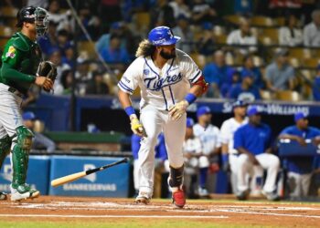 Colombiano Jorge Alfaro tendrá oportunidad de regresar con Licey