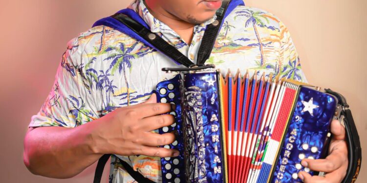 Adrián Acordeón representará a RD en Festival de Folclor de Bogotá