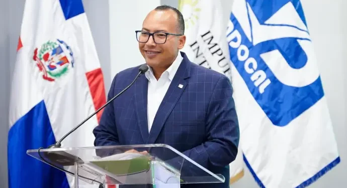 Luis Abinader designa nuevo director de Pasaportes