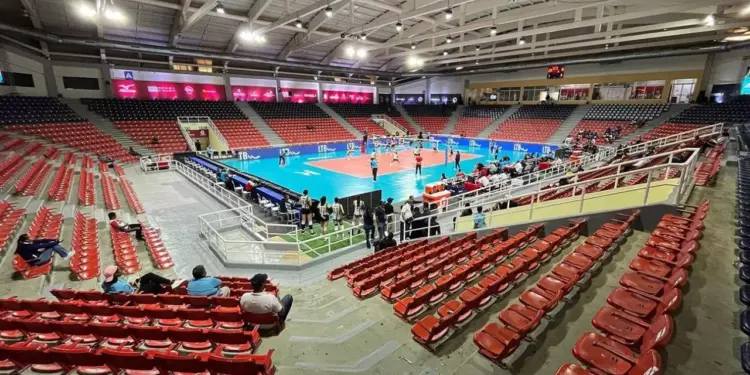 Abinader designa comité cuidará Pabellón Voleibol Centro Olímpico