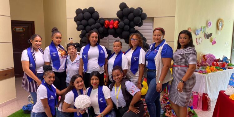 Programa 14/24 capacita y gradúa a 23 Jóvenes de El Factor, María Trinidad Sánchez
