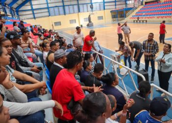 Gobierno entrega 646 nuevas tarjetas del programa Supérate en María Trinidad Sánchez