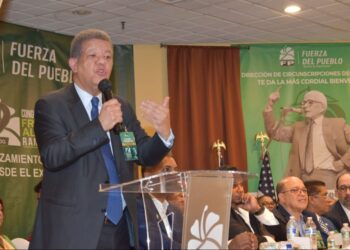 Leonel en New York afirma nuevo gobierno de Abinader no acierta en nada
