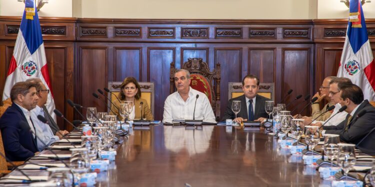En consejo de ministros se conoce primer presupuesto realizado bajo directrices ley de responsabilidad fiscal