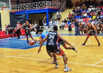 Arranca con éxito el Torneo de Baloncesto Superior de Nagua pese a interrupciones por lluvias
