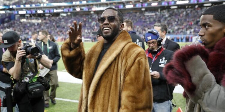 El rapero Sean «Diddy» suma nuevas denuncias de agresión sexual, una de un menor