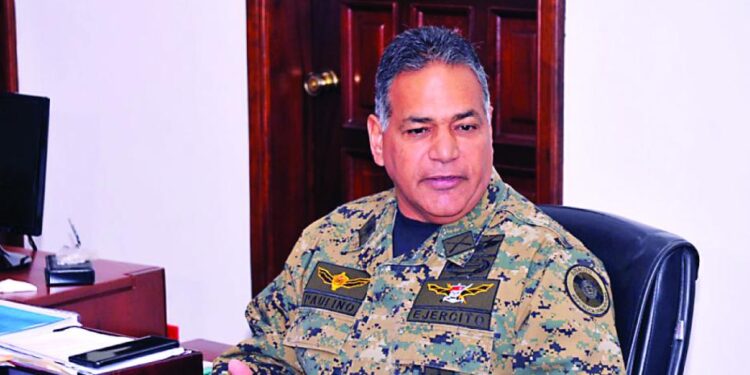 El general Rubén Paulino Sem será interrogado esta tarde en la Procuraduría