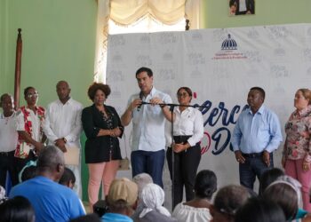 Roberto Ángel: Gobierno profundiza programas para reducir pobreza extrema y exclusión social