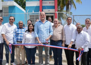 PROMESE/CAL inaugura dos Farmacias del Pueblo en Cabrera y Hostos
