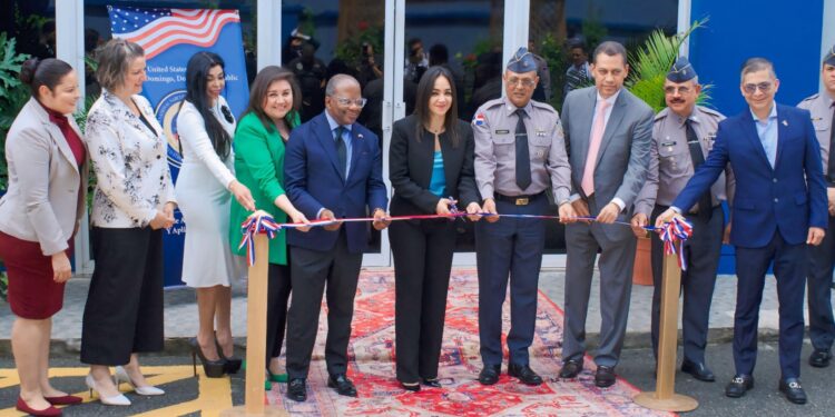 Interior y Policía inaugura Centro de Datos de la Policía Nacional.
