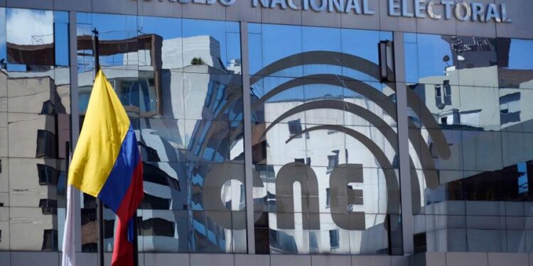 El debate presidencial de Ecuador durará tres horas y se hará en dos grupos de candidatos