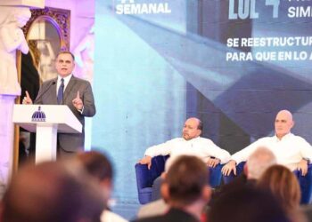 El gobierno propone eliminar incentivos al turismo, cine y zonas francas en la reforma fiscal
