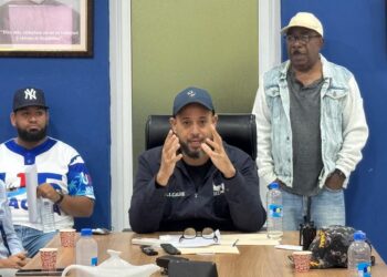 Alcalde Junior Peralta continúa en sesión permanente junto al comité de emergencias en Nagua ante intensas lluvias