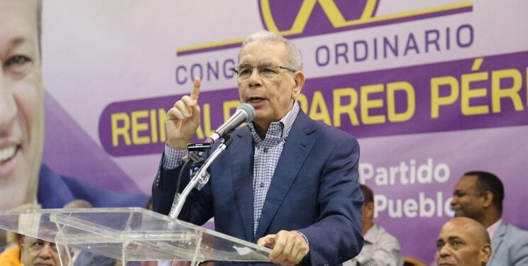 Danilo Medina clama por unidad y trabajo constante en el PLD